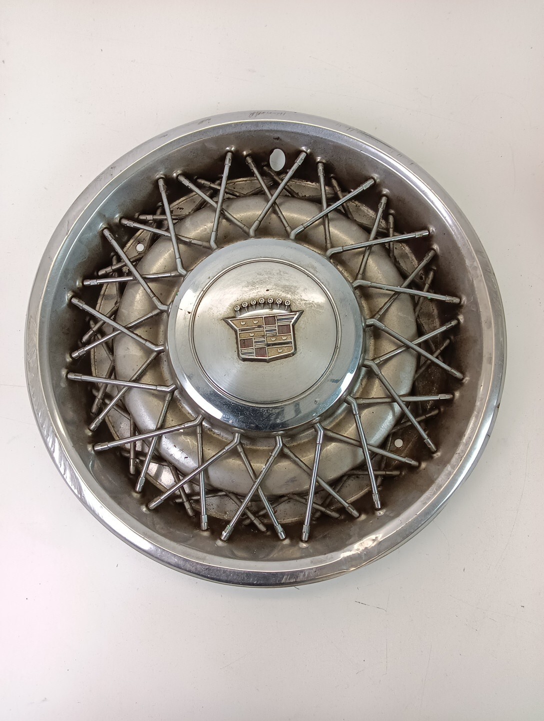 Vintage Cadillac Wire Wheel Hub Cap for Classic Cars