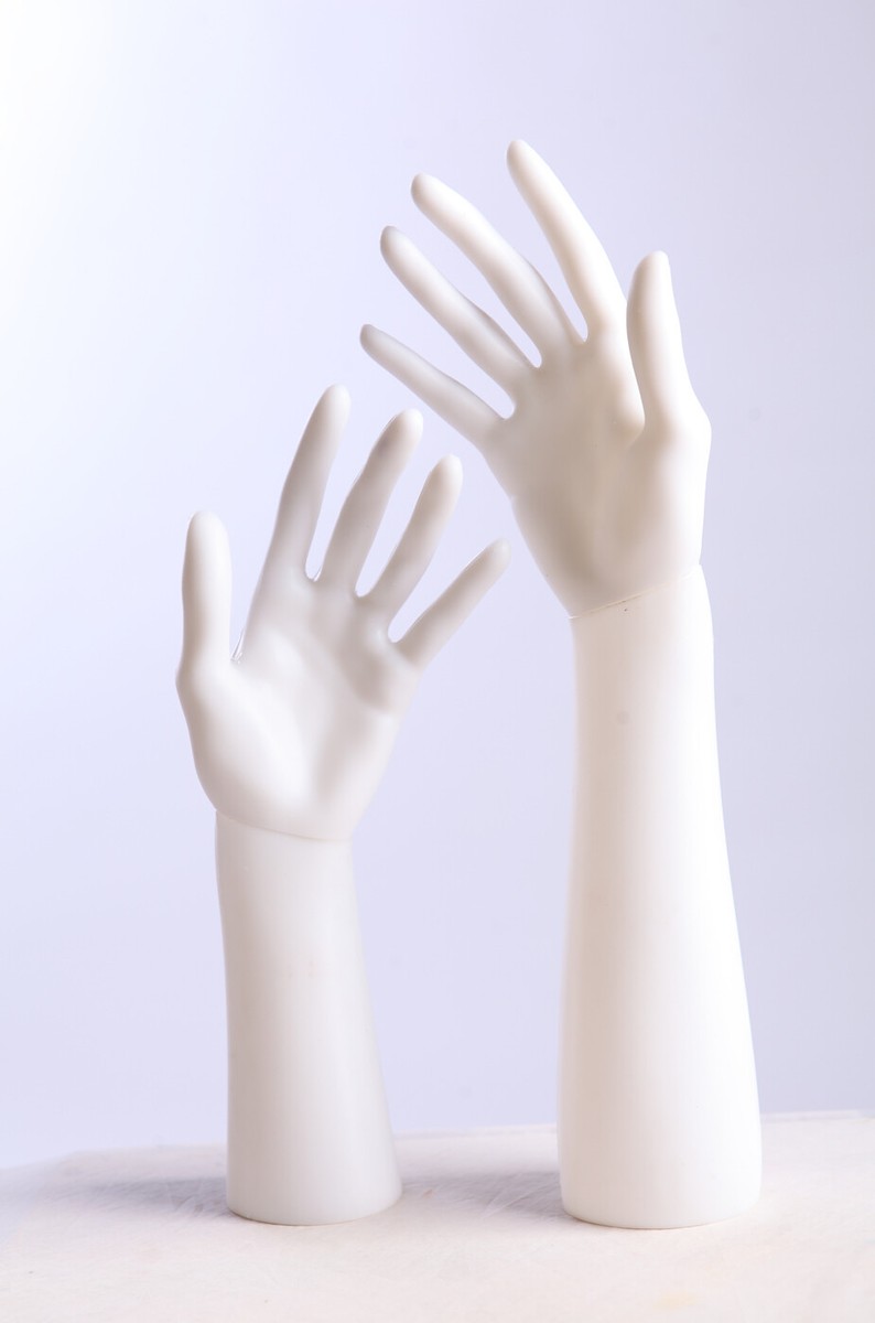 Klassische, weibliche Schaufensterpuppe Weibliche Schaufensterpuppe in Klassische, weibliche Schaufensterpuppe Weibliche Schaufensterpuppe in