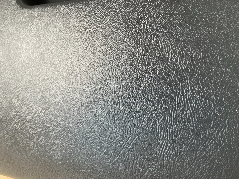 Chevrolet S10 Blazer GMC Sonoma Jimmy 1998-2005 OEM guantera puerta gris oscuro Foto 4 de 4