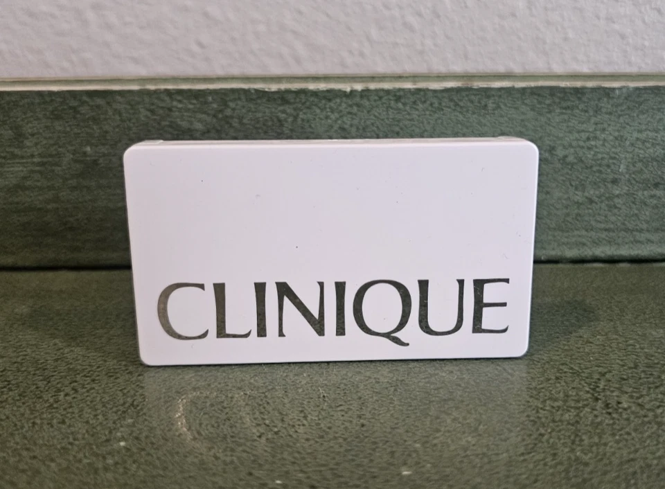 Clinique Colour Surge Eye Shadow Quad Totally Neutral Daybreak Teddy Bear NEW - Image 2 of 4