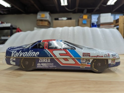 Valvoline Racing Tin 100 Yrs of Racing, Mark Martin Ford Thunderbird. New,Sealed - Picture 7 of 15