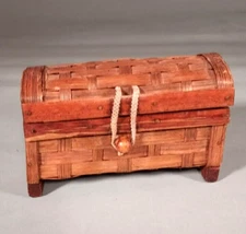 Vintage Bamboo Woven Wicker Rattan Wood Treasure Chest Jewelry Trinket Box