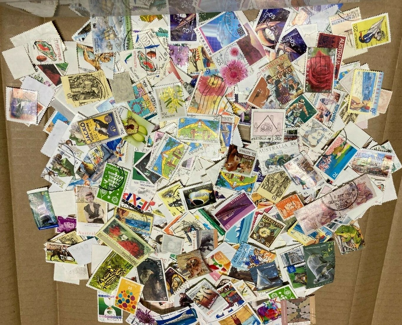 Bulk 1000+ Australia Used Decimal Off Paper Stamps Some Recent issues