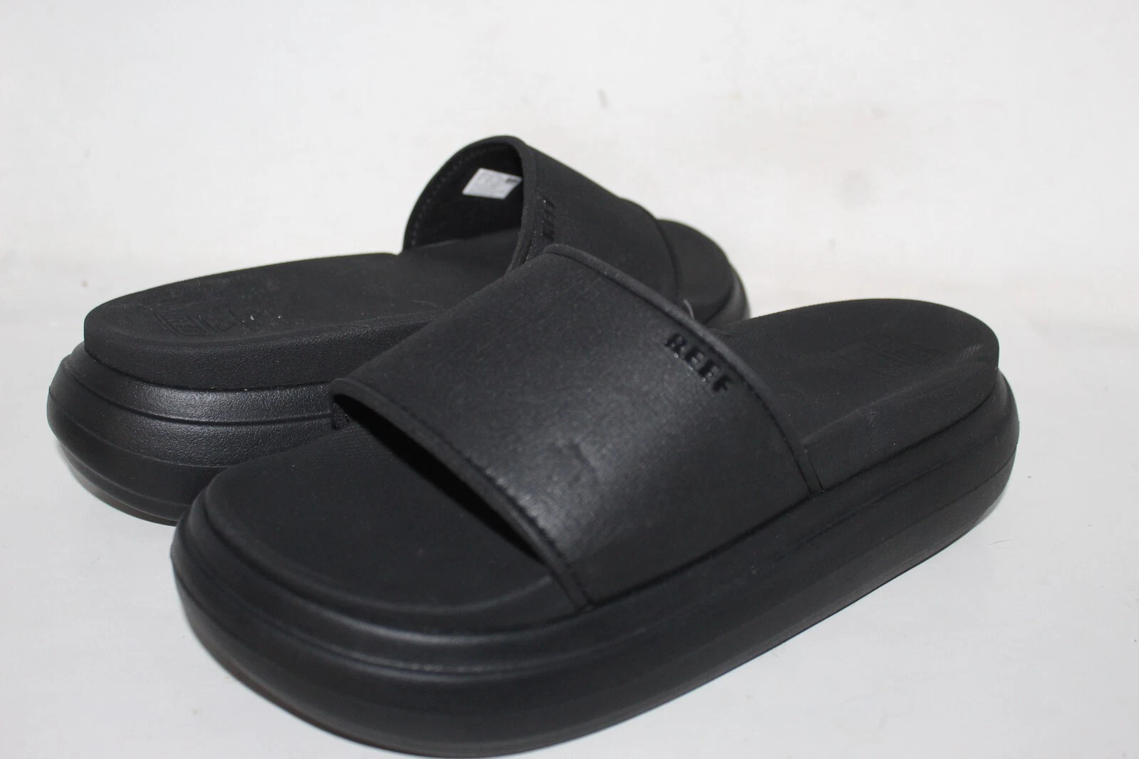Reef Women's Cushion Bondi Bar Black Strappy Sandal Size 8