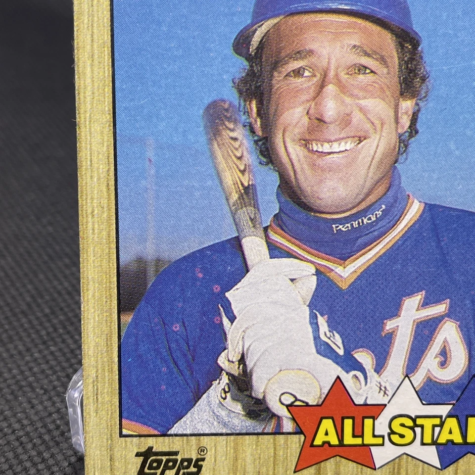 1987 Topps - All Star #602 Gary Carter (Red circles ERROR) Multiple - Image 2 of 4