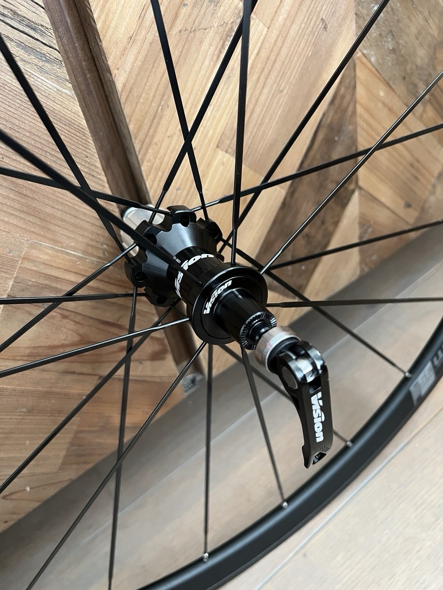 NEW! Vision Team 35 SL Comp Wheels/28“/Shimano 9/10/11 Speed Body