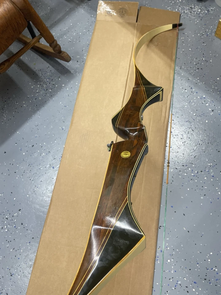 Fred Bear 1967 Vintage Tamerlane Recurve LH 72" 30# Pistol Grip - Image 4 of 4