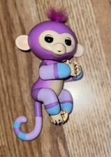 WowWee KiKi Fingerlings Glitter Monkey Interactive Toy Works Tested