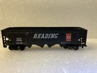 Bachmann HO Scale Reading RR Quad Bay Uncovered Hopper 1208X6217-1025 — photo 3