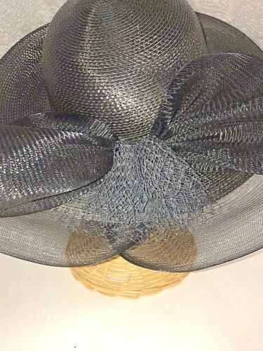 Women's Church Derby Hat Polypropylene Straw Black Tulle Netting 22" IC - Picture 7 of 7