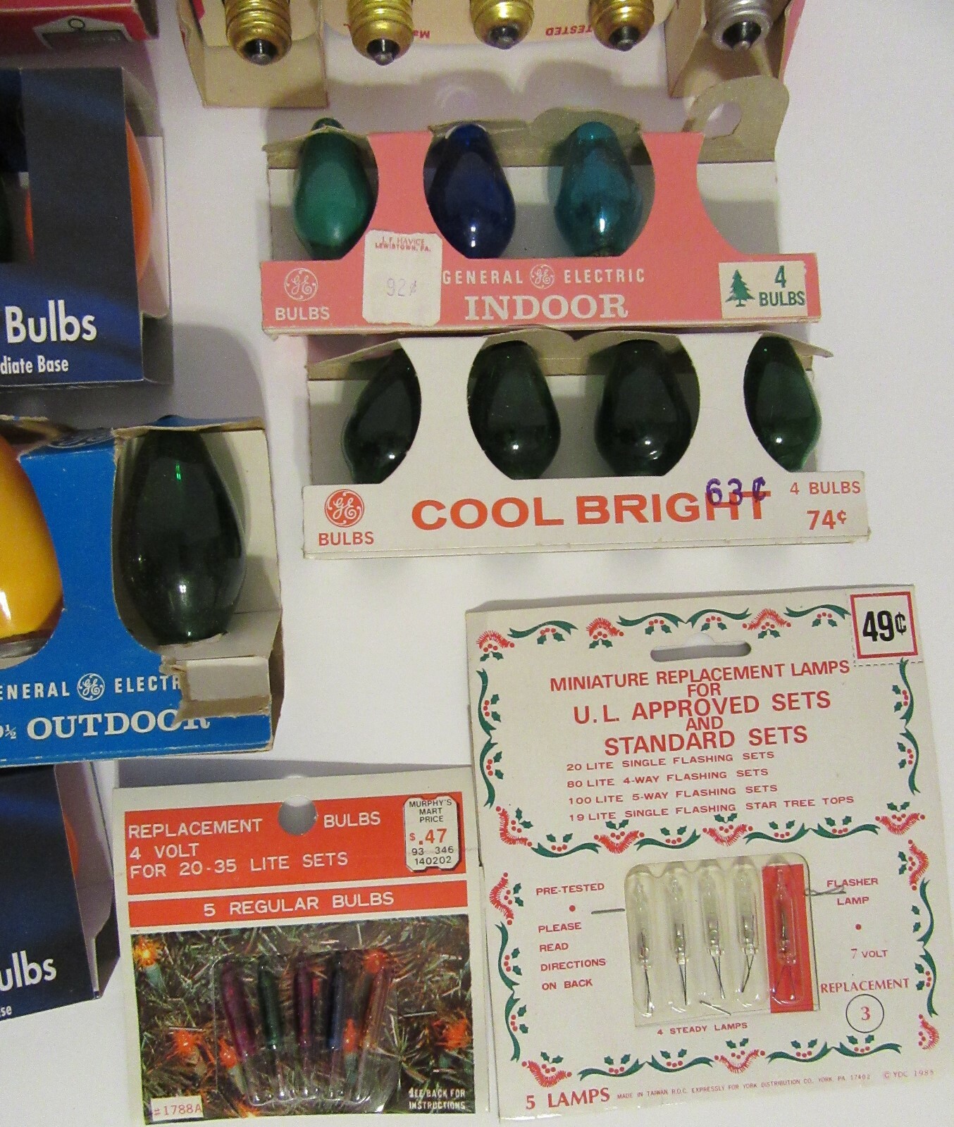Lot of 110 Vintage Christmas Light Bulbs Westinghouse GE Cool & Glow