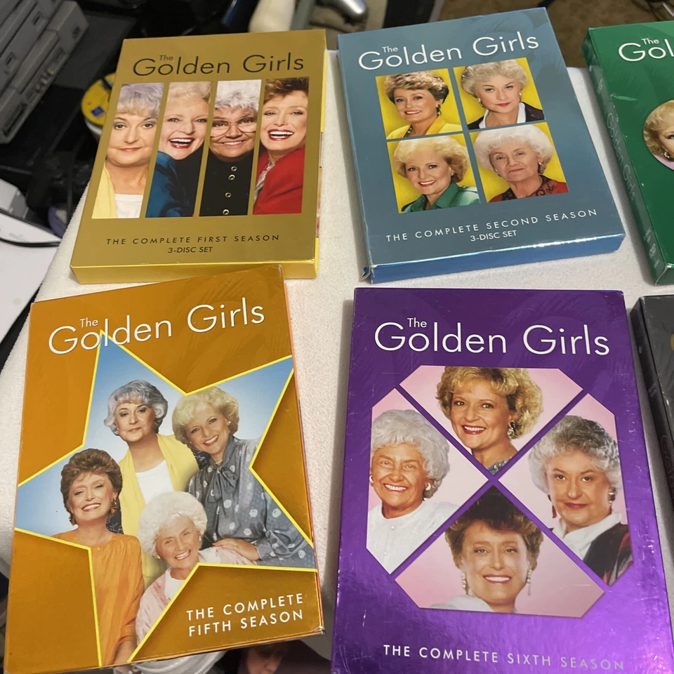 The Golden Girls Series Seasons 1,2,3,4,5,6,7 Betty White Dvd COMPLETE - Image 2 of 3