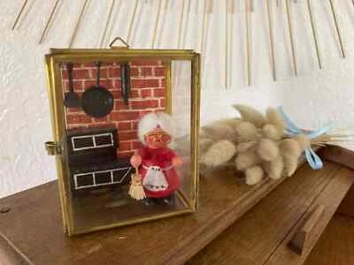 23 ⚜️ Ancienne Petite Vitrine en Verre et Laiton Miniature Petite Mémé Vintage - Photo 1/4