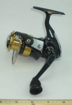 Daiwa SWF2000-2B Sweepfire SWF 2BB Stationärrolle 5,3-1 Übersetzungsverhältnis