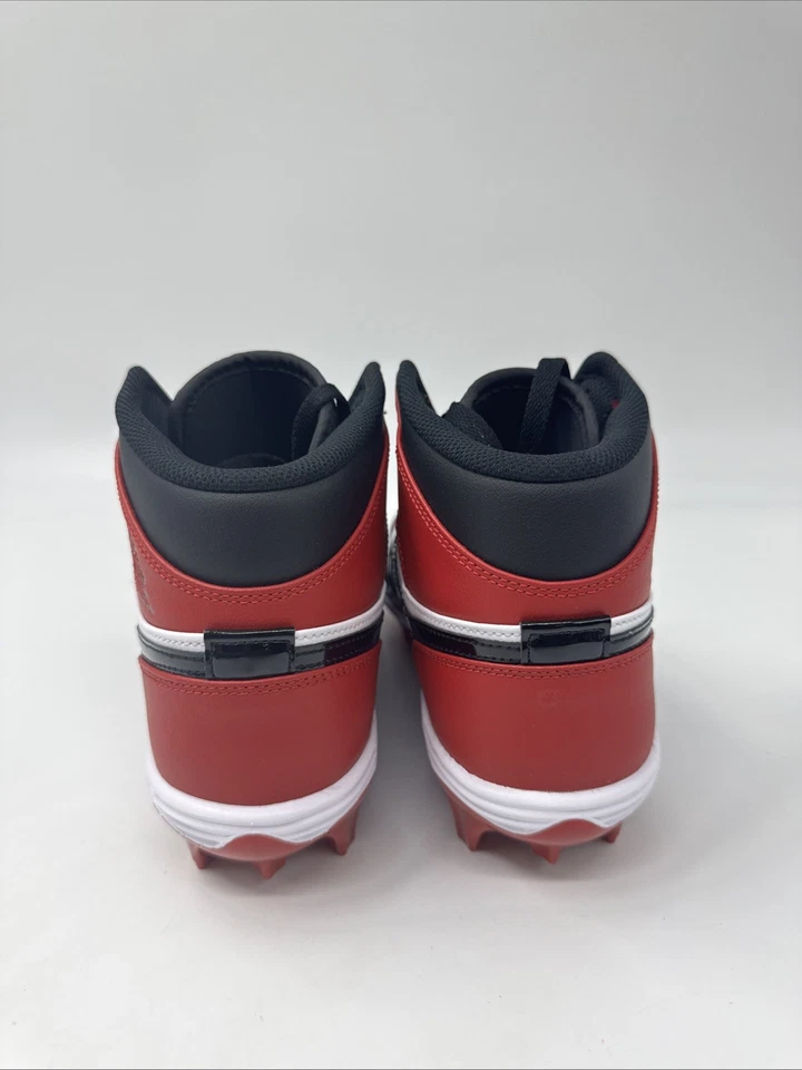 Air Jordan 1 Mid TD 'Bred Toe 足球鞋红色专利 FJ6805-601 男式 10 码 — 第 3/4 张图片