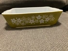 Vintage PYREX Green w/White Crazy Daisy Print Dish    1.5 QUART NO LID