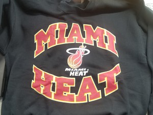 miami heat crew neck sweatshirt