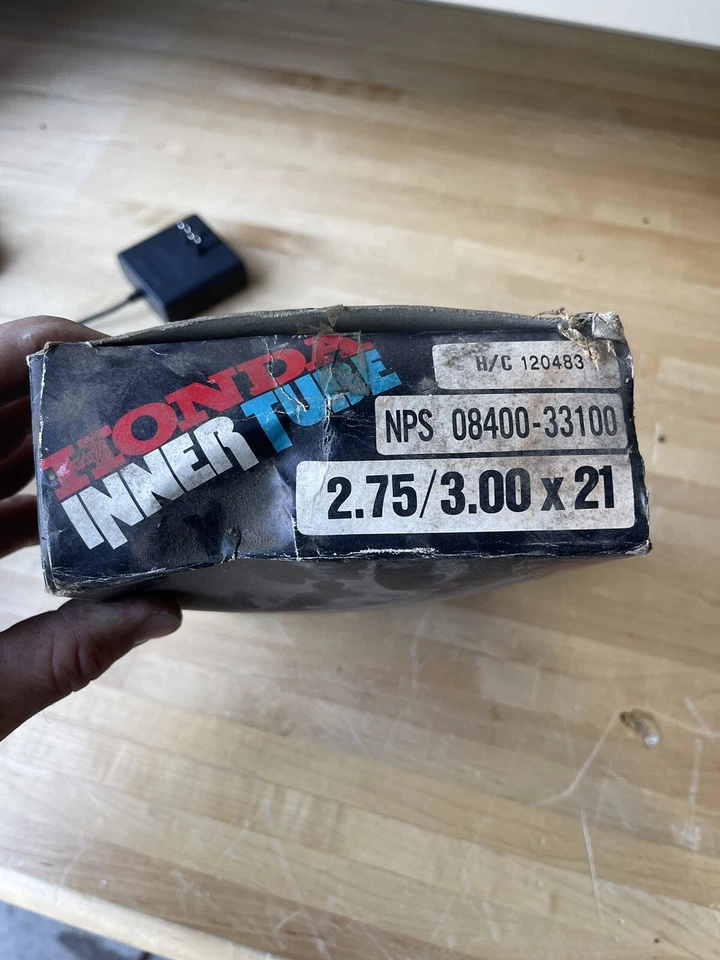 Tubo interior delantero - 2.75/3.00-21 - Honda XL125 XL/XR200/250/350/600 XR400/500/650 Foto 2 de 4