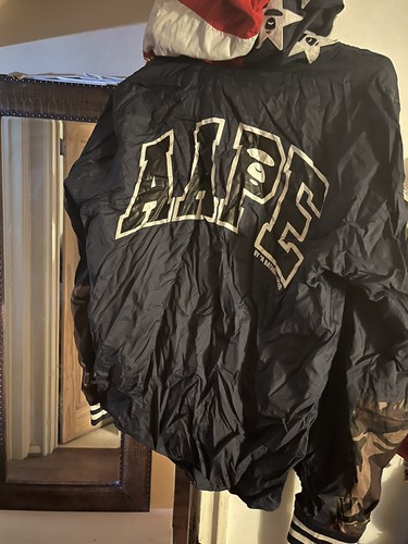 Bape windbreaker jacket - Gem Bape windbreaker jacket - Gem