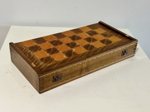 Vintage Hand Carved Wooden Chess Set **Antique Collectible** (40cm x 40cm) - Picture 7 of 7