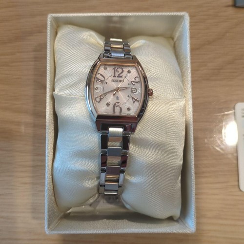 SEIKO Analog watch SSVW214 74-A7 NEW - Picture 3 of 4