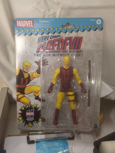 Marvel Legends Classic Daredevil Unlimited Exclusive E18 - Picture 2 of 4