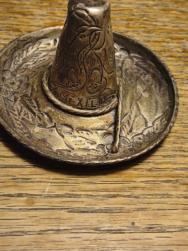 Vintage 3.25" L. Maciel Mexican .925 Sterling Sombrero Ring Tray 46g. Approx.