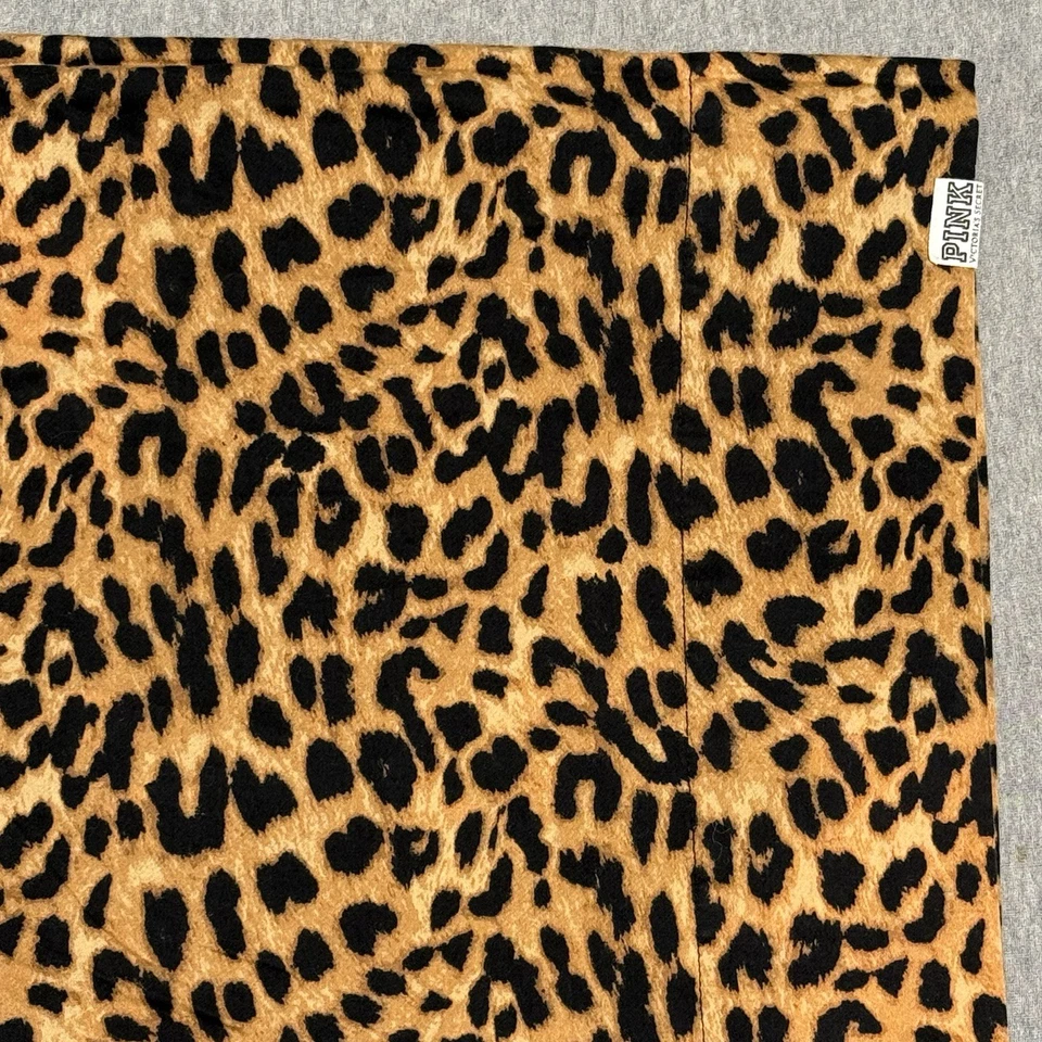 Funda de Almohada Victoria's Secret Rosa Estampado Animal Guepardo Leopardo Reina Completa Foto 3 de 4