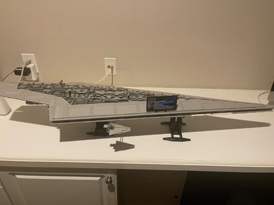 LEGO Star Wars UCS Super Star Destroyer 10221 - Retired Set No Box