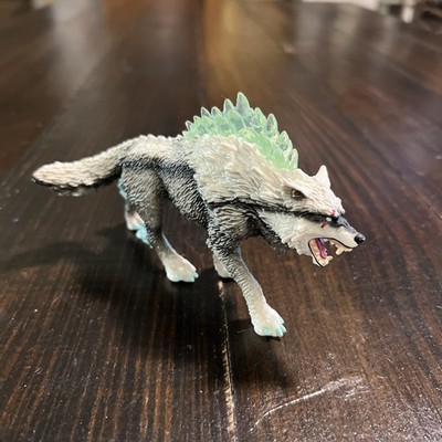 Schleich Eldrador Creatures 6'' Ice Wolf Snow Figure for Fantasy Play or Diorama