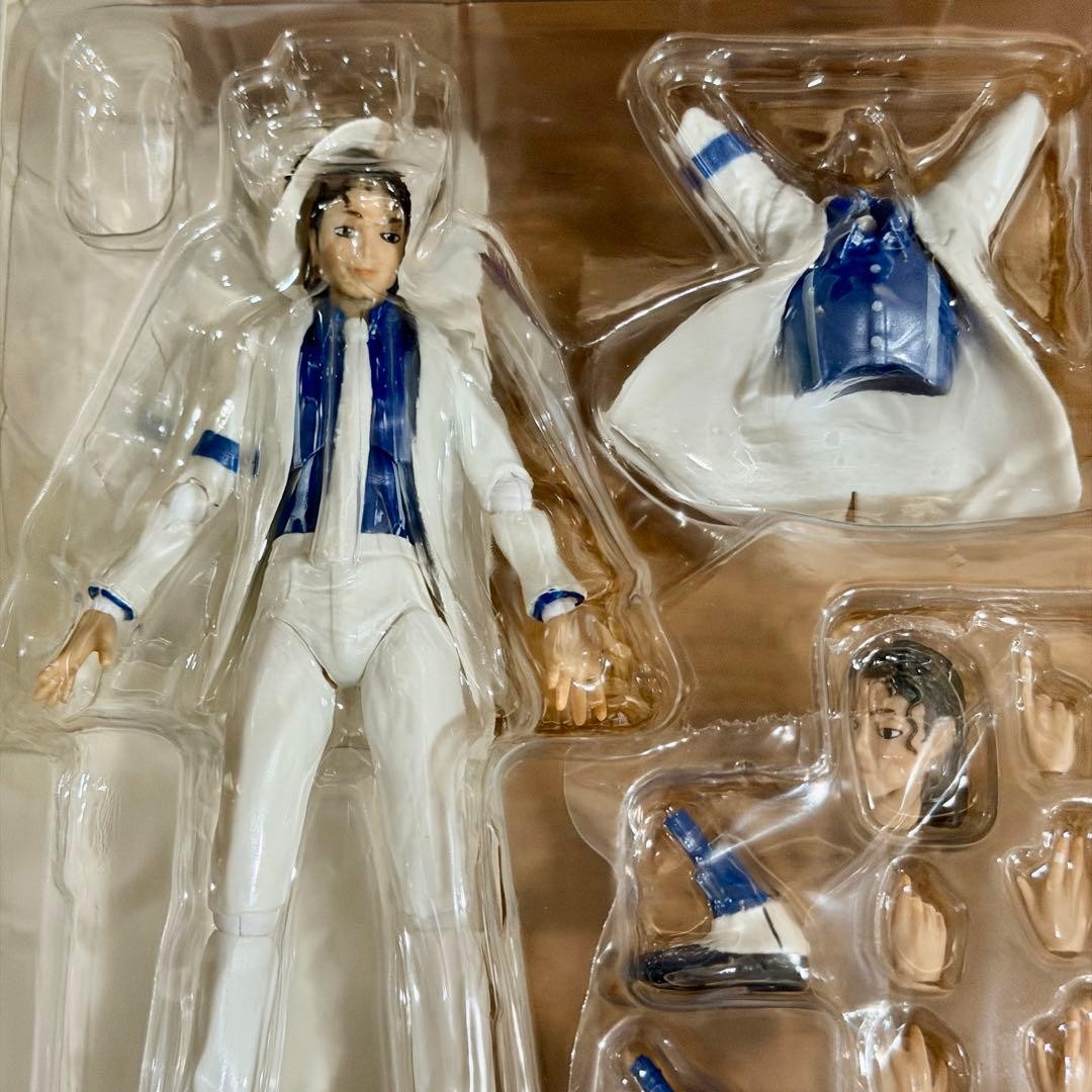 Michael上映記念:S.H.Figuarts Michael Jackson S.H. Figuarts Michael Jackson Smooth Criminal Ver 6 in Action
