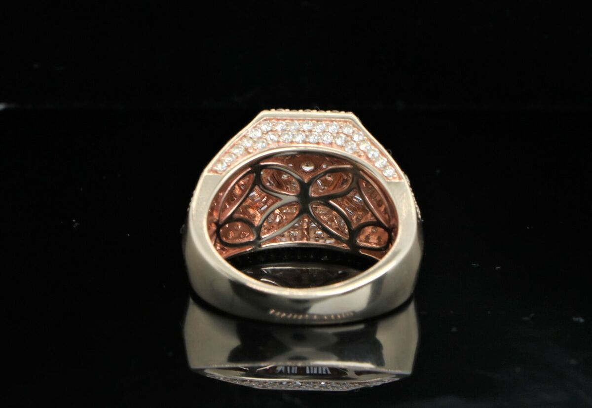 $4500 JLI 10K Yellow Gold Round Baguette Pave Set Diamond $4500 JLI 10K Yellow Gold Round Baguette Pave Set Diamond