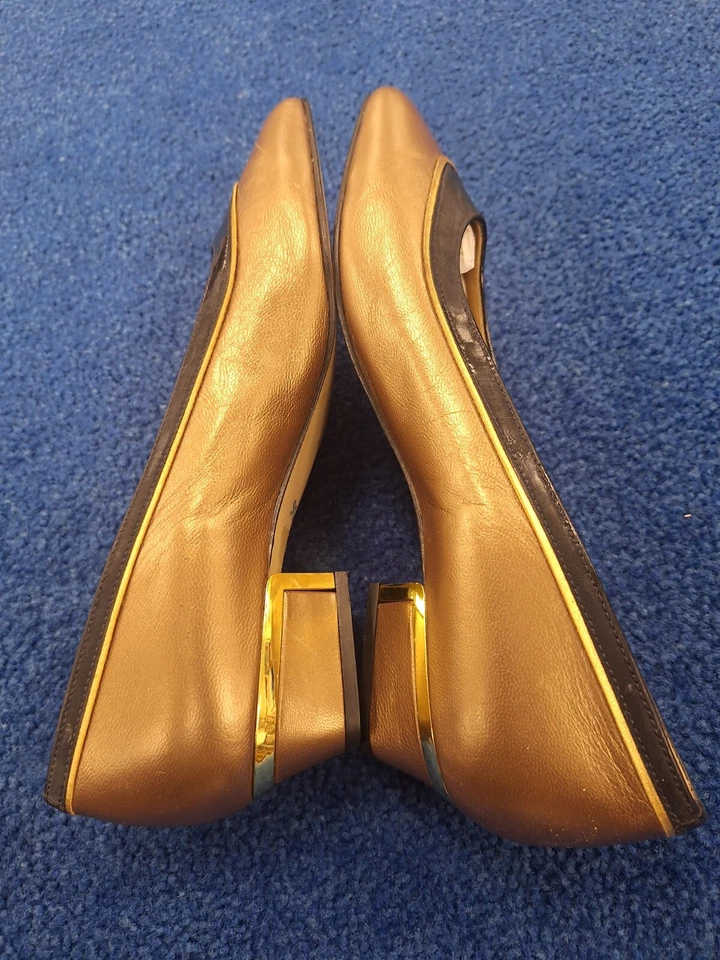 Zapatos de tacón vintage California Magdesians para mujer bronce años 80’s cuña talla 9 1/2 S Foto 3 de 3