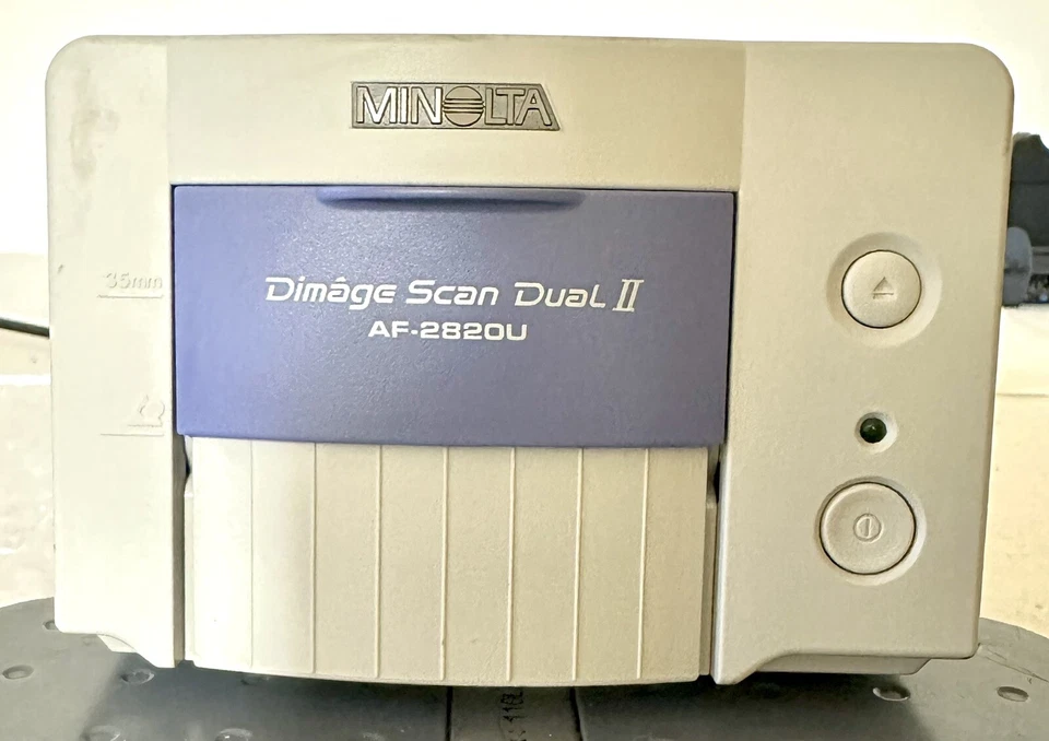 Konica Minolta DiMAGE Scan Dual II AF-2820U White USB & Ethernet Film Scanner - Image 3 of 4