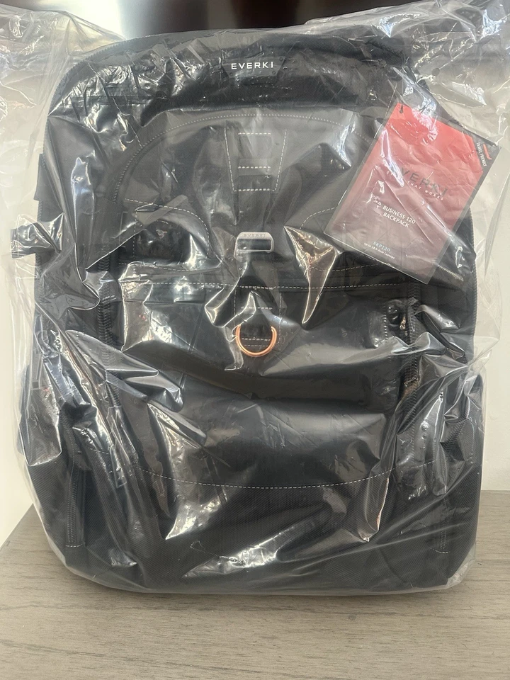 Mochila Everki Business EKP120 Laptop XL capa de chuva, varejo $200. Preço de venda!! - Imagem 4 de 4