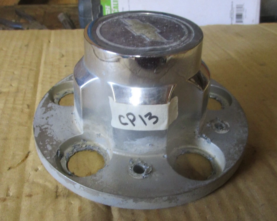 UNO OEM 73-87 Chevy C/K CUERPO CUADRADO 5 tapón central de rueda de rally GM C10 Foto 4 de 4