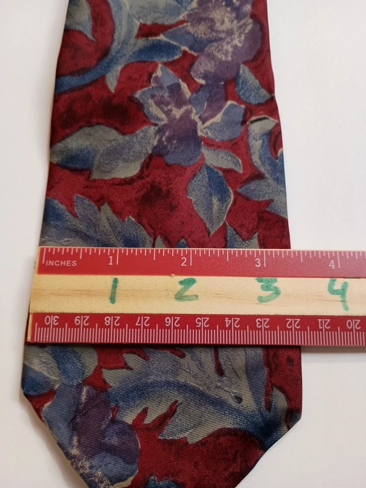 Oakton Ltd. red/blue/gray handmade artistic pattern necktie 100% Silk - Image 4 of 4