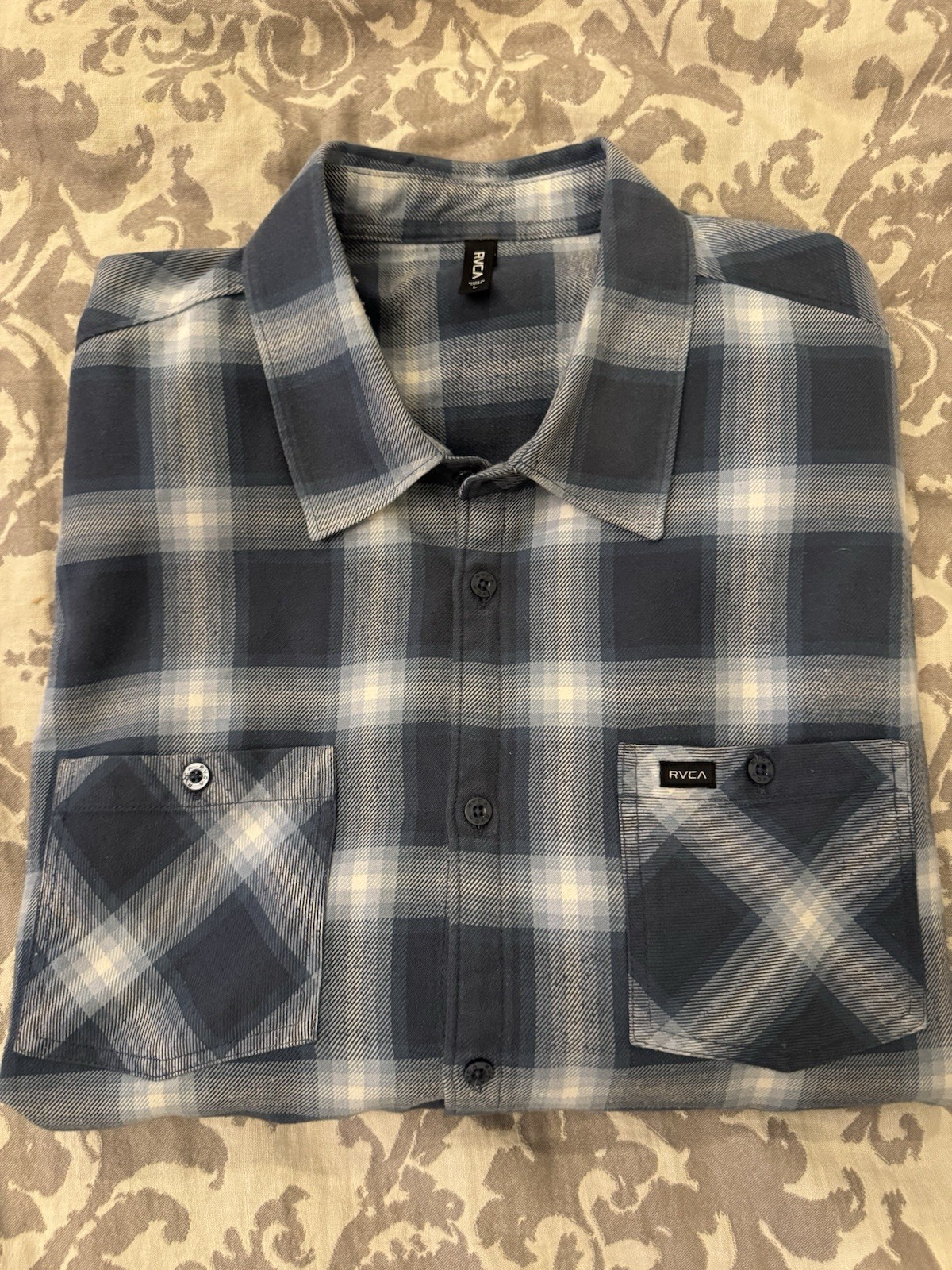 RVCA Shirt Mens Large Blue Plaid Flannel Long Sleeve Button Up Casual Workwear