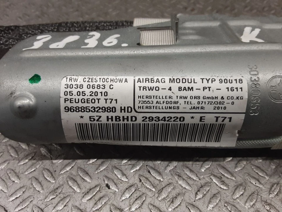 Otra pieza interior izquierda peugeot 308 2011 9688532980hd dev486293 Foto 3 de 3