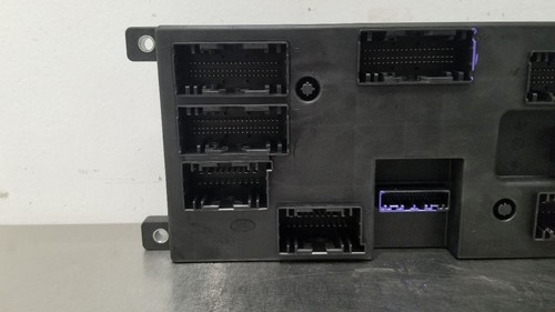 20 LAND ROVER DEFENDER BCM BODY CONTROL MODULE L8B214F041AF - Picture 6 of 12