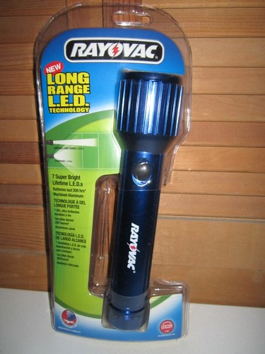 Rayovac 7-LED 7-LENSE LONG-RANGE White LED Aluminum FLASHLIGHT uses 6 AA Battery - Picture 6 of 6