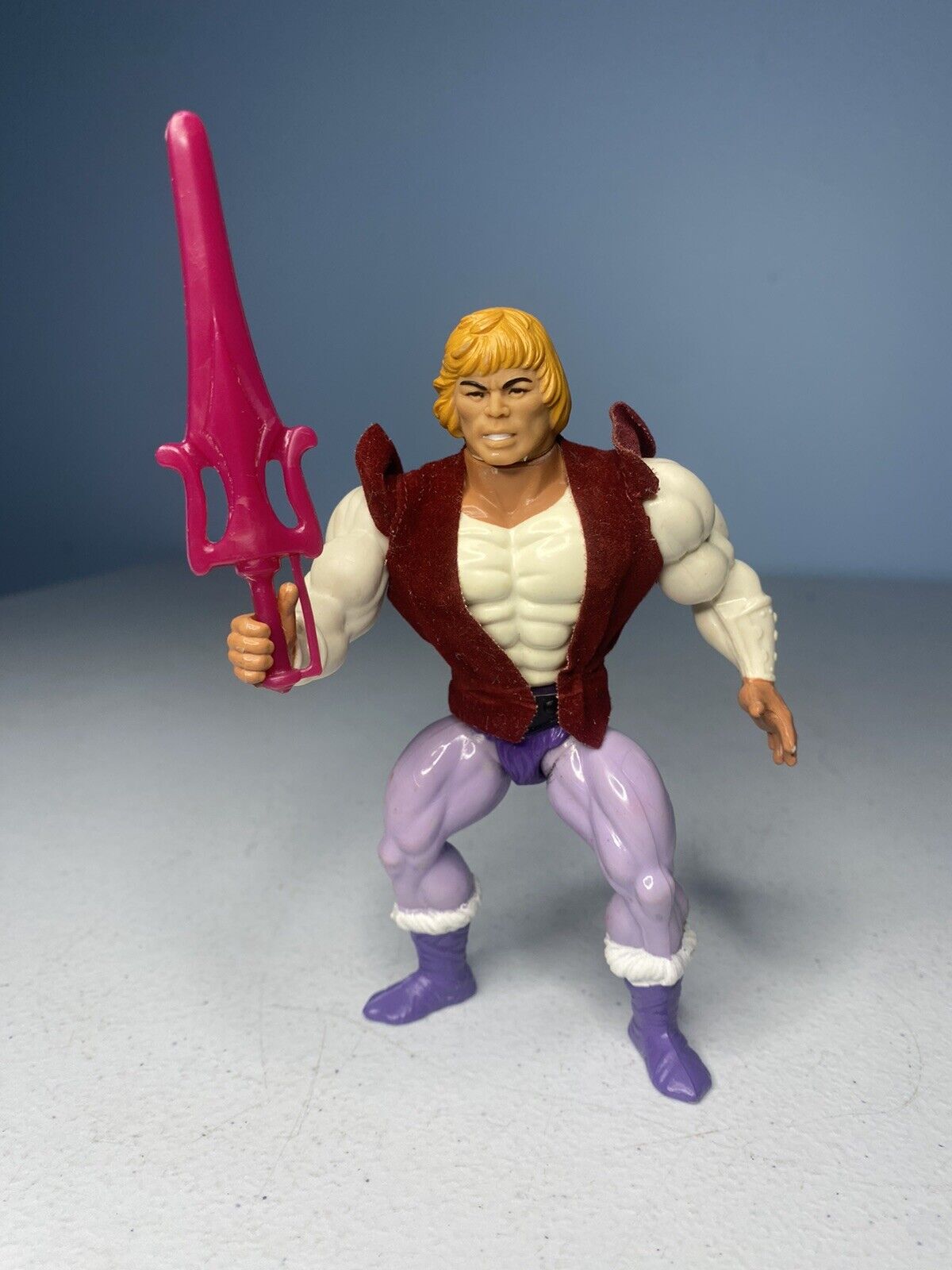 Vtg 1981 Masters of the Universe He-man figure, Prince Adam no belt