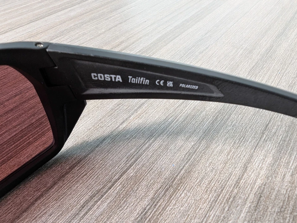 Очки солнцезащитные поляризованные Costa Del Mar TAILFIN матовые черные/розовые 580G - Изображение 3 из 4