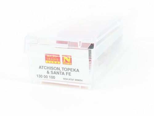 N Scale Micro-Trains MTL 13000100 ATSF Santa Fe Bay Window Caboose #999654 - Picture 6 of 6