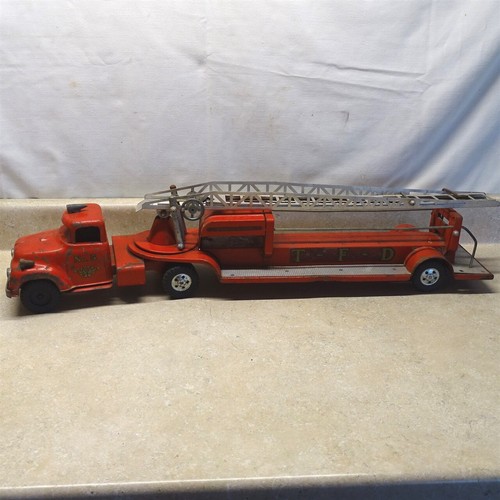 Vintage Tonka Fire Ladder Truck, Hydraulic, Pressed Steel Toy, T F D 1957