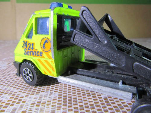 793Z Vintage 1984 Majorette 3025 France Renault Master T35 Tow Truck 1:45 - Picture 11 of 11