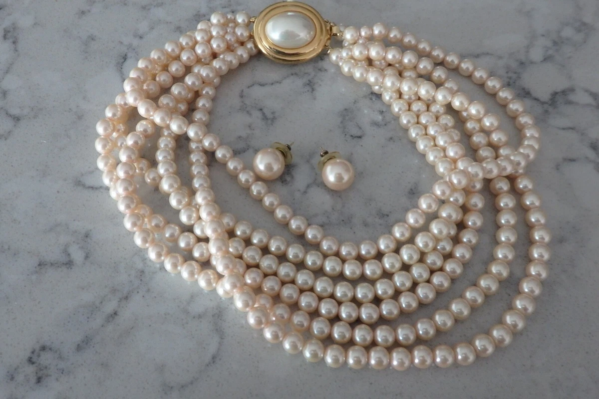 Carolee pearl shop earrings