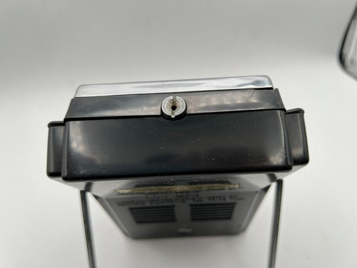 Vintage Realtone Nine Transistor TR-970 Voyager Portable Radio *READ AS-IS* - Picture 9 of 20