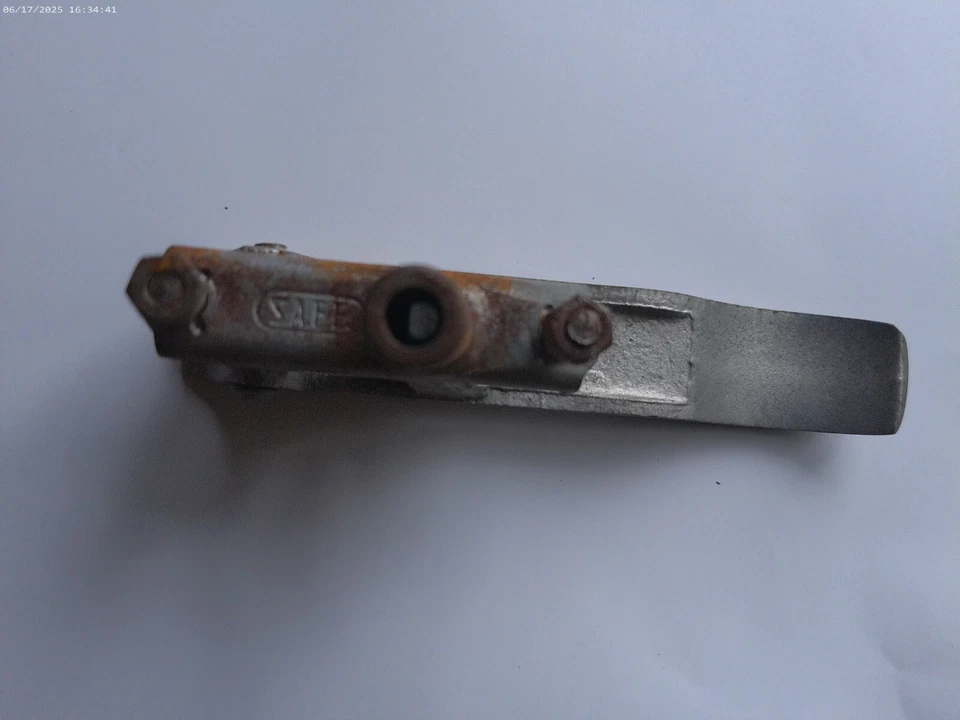 ALFA ROMEO Giulietta Giulia GTV Spider Usado CAPUCHA PALANCA DE LIBERACIÓN para Restaurar Foto 4 de 4