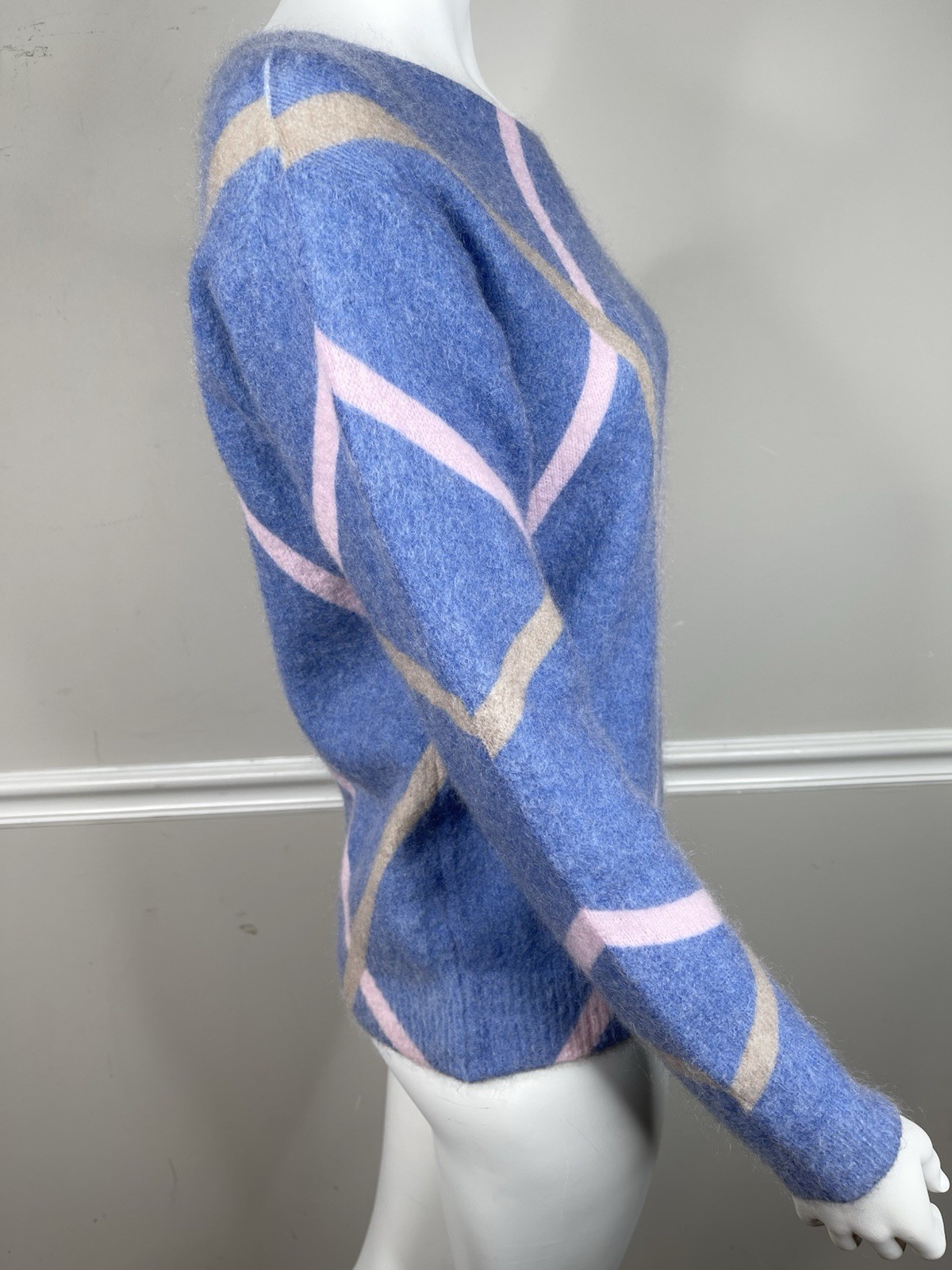 Bianco & Blu Women's Made In Italy Sweater Size medium Mohair wool blend fuzzy